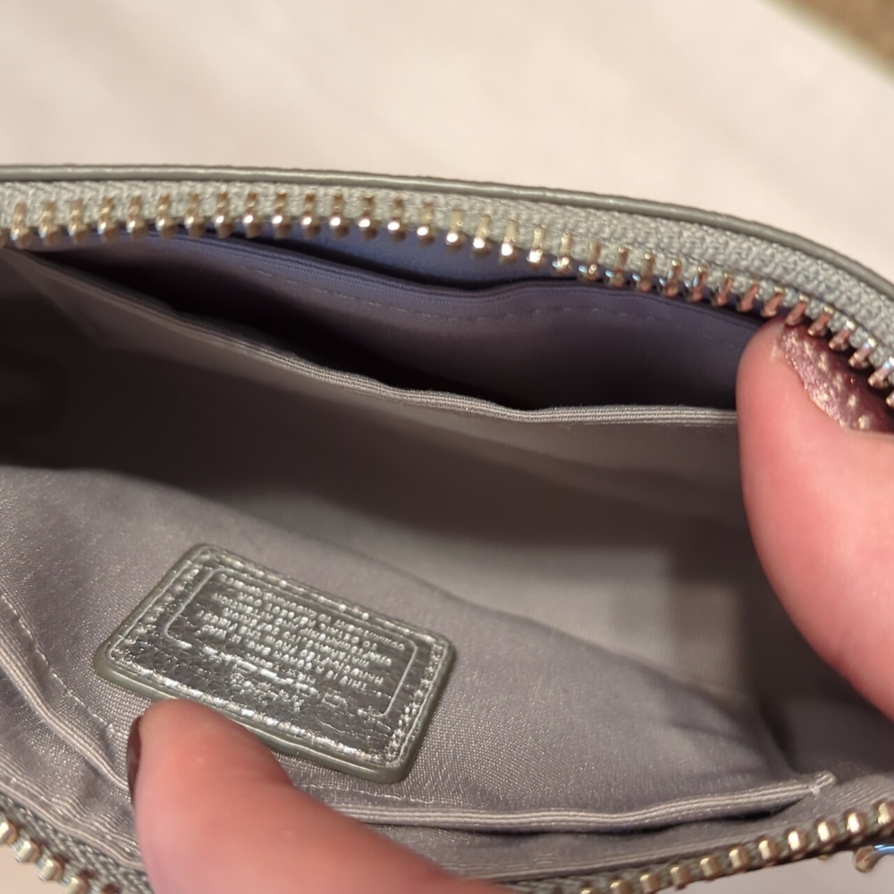 Coach Rare Glitter Wristlet/Clutch - Picture 7 of 8